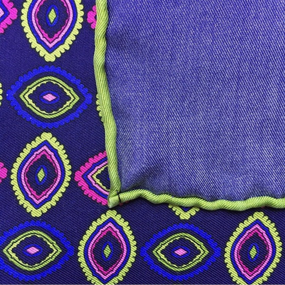 Vintage silk hand rolled pocket square purple green pink geometric pattern - Picture 8 of 10